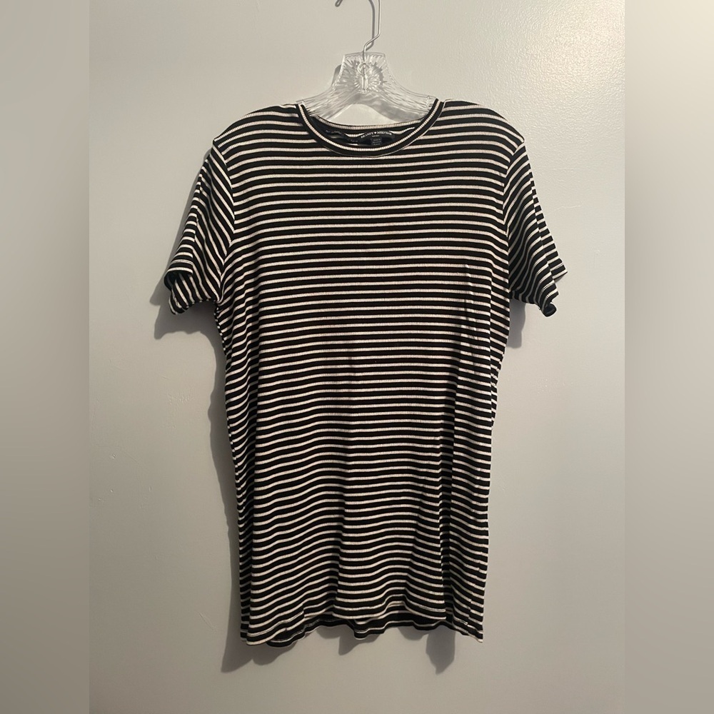 Brandy Melville Women’s One Size Striped Black White Cream Short Sleeve Top EUC - Picture 6 of 14